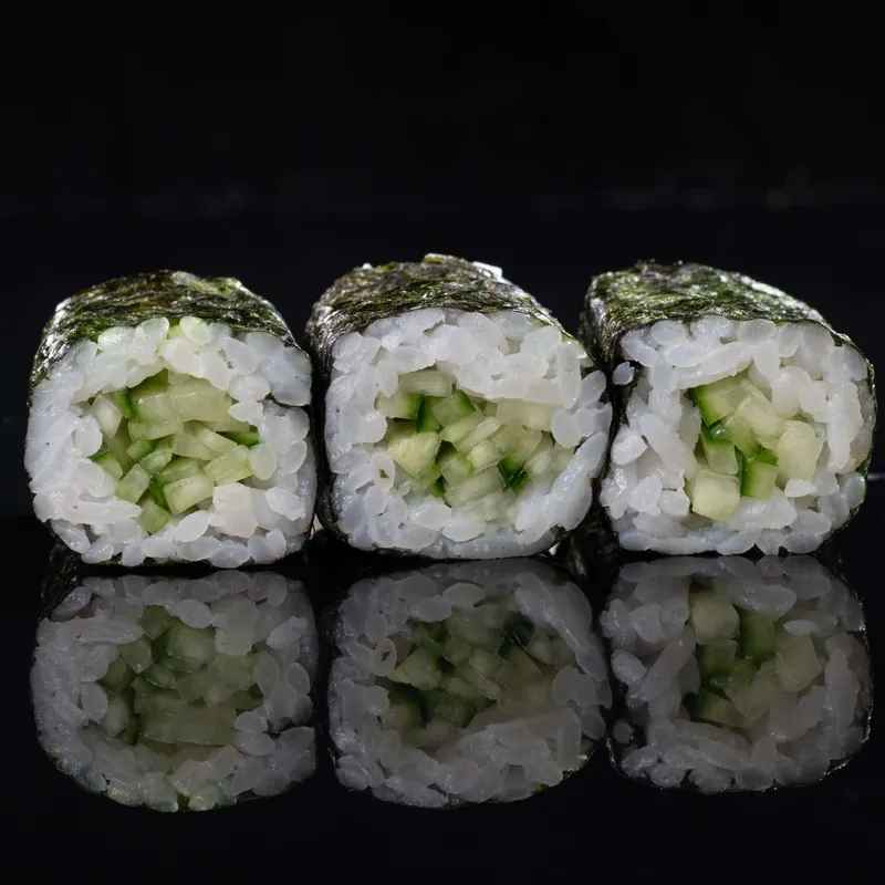 GURKEN MAKI